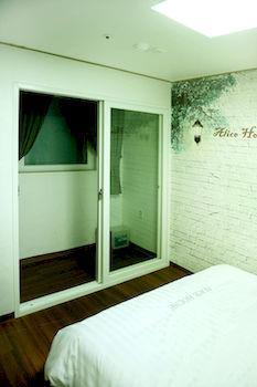 Guest house Alice Hostel